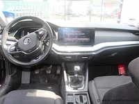 Stationwagen skoda octavia, benzine, 999cm³,81kw, 1e inschr 25/2/21, tmbjp7nx9my076497, 13159km, co²-uitstoot ng, euro6d-isc-fcm, kenteken i+ii, gelijkvormigheidsattest,keuring tot 25/2/27, 2sleutels - afbeelding 5 van  15