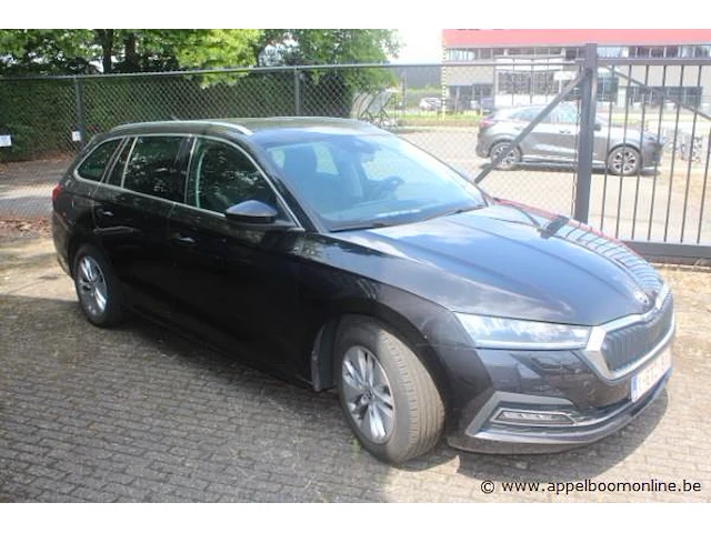 Stationwagen skoda octavia, benzine, 999cm³,81kw, 1e inschr 25/2/21, tmbjp7nx9my076497, 13159km, co²-uitstoot ng, euro6d-isc-fcm, kenteken i+ii, gelijkvormigheidsattest,keuring tot 25/2/27, 2sleutels - afbeelding 9 van  15