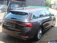 Stationwagen skoda octavia, benzine, 999cm³,81kw, 1e inschr 25/2/21, tmbjp7nx9my076497, 13159km, co²-uitstoot ng, euro6d-isc-fcm, kenteken i+ii, gelijkvormigheidsattest,keuring tot 25/2/27, 2sleutels - afbeelding 11 van  15
