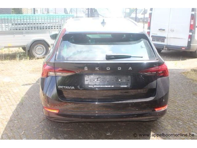 Stationwagen skoda octavia, benzine, 999cm³,81kw, 1e inschr 25/2/21, tmbjp7nx9my076497, 13159km, co²-uitstoot ng, euro6d-isc-fcm, kenteken i+ii, gelijkvormigheidsattest,keuring tot 25/2/27, 2sleutels - afbeelding 12 van  15