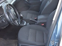 Stationwagen skoda octavia,diesel, 1598cm³,77kw,1e inschr 31/3/11,tmbht21z3b2136309, 336976km,co²-uitstoot 119g/km,euro5,kentekenbewijs, gelijkvormigheidsattest, keuring tot 31/3/25, 1sleutel - afbeelding 2 van  16
