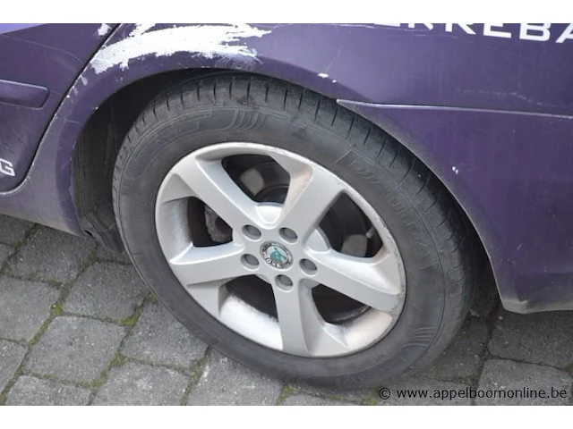 Stationwagen skoda octavia,diesel, 1598cm³,77kw,1e inschr 31/3/11,tmbht21z3b2136309, 336976km,co²-uitstoot 119g/km,euro5,kentekenbewijs, gelijkvormigheidsattest, keuring tot 31/3/25, 1sleutel - afbeelding 16 van  16