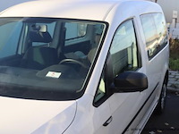Stationwagen volkswagen caddy, datum 1ste inschrijving 25/8/2016, chassisnummer wv2zzz2kzhx02661, km-stand lng, cng, euro 6b, kenteken i+ii, gelijkvormigheidssattest - afbeelding 5 van  12