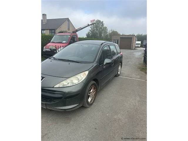 Stationwagen - afbeelding 1 van  8