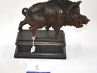 Statue