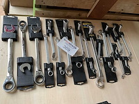 Steek en ring sleutels - afbeelding 1 van  10