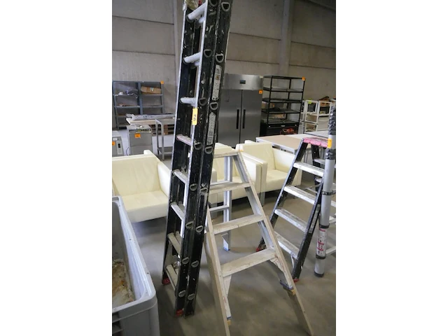 Steekladder + trapladder - afbeelding 1 van  4