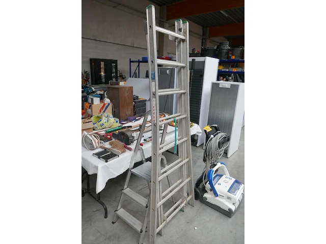 Steekladder + trapladder - afbeelding 1 van  4