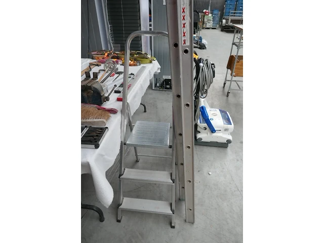 Steekladder + trapladder - afbeelding 2 van  4