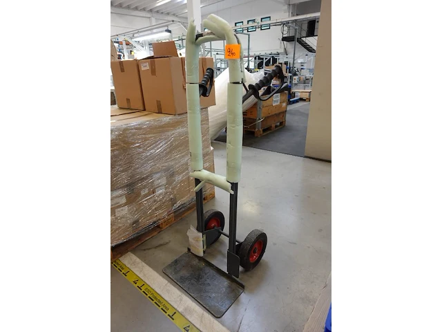 Steekwagen manutan - afbeelding 1 van  2