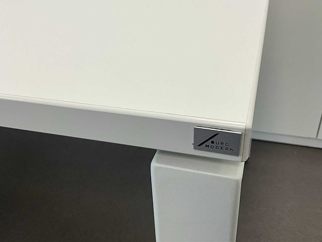 Steelcase bureau 160x90 (3x) - afbeelding 8 van  9
