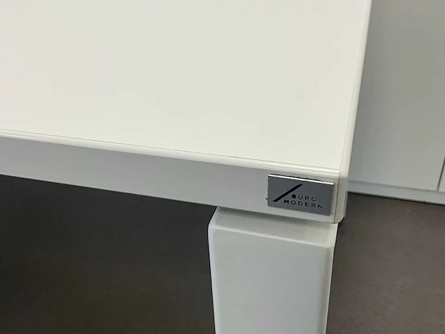 Steelcase bureau 160x90 (4x) - afbeelding 8 van  8