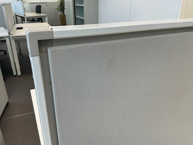 Steelcase bureau-eiland 160x160 (grijs) - afbeelding 6 van  10