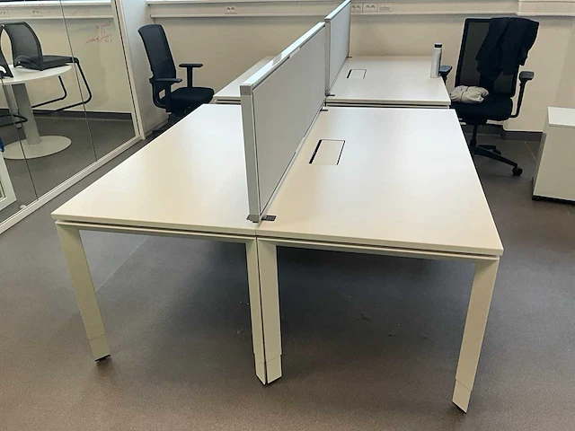 Steelcase bureau-eiland 160x160 (grijs) - afbeelding 3 van  10