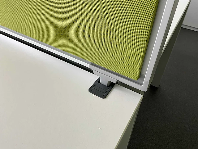 Steelcase bureau-eiland 160x160 (groen) - afbeelding 2 van  8