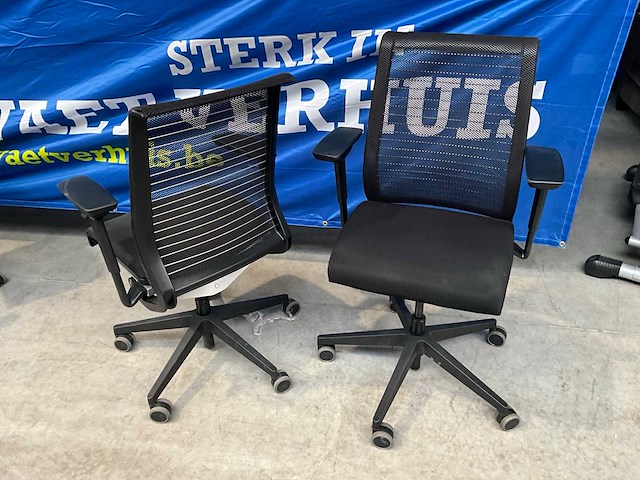 Steelcase ergonomische bureaustoel (2x) - afbeelding 1 van  6