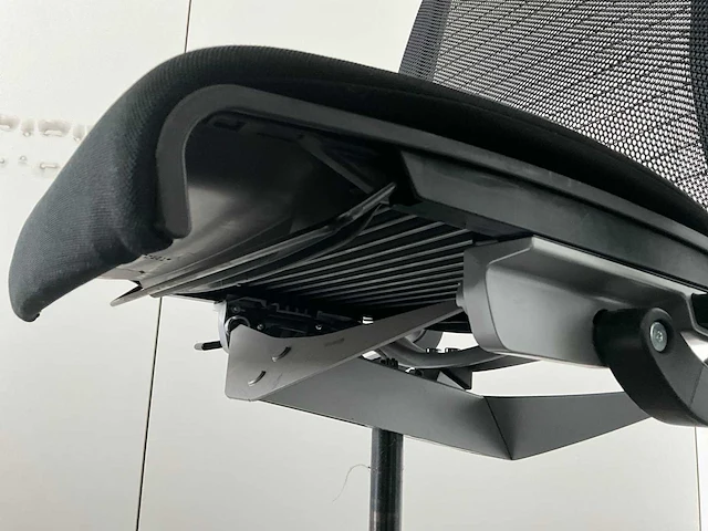 Steelcase ergonomische bureaustoelen (4x) - afbeelding 4 van  5
