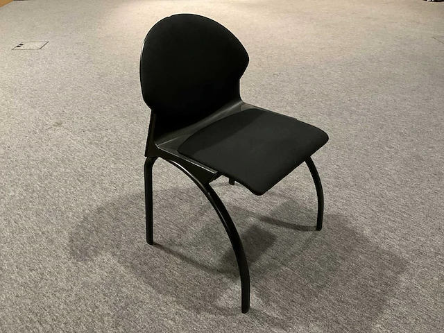 Steelcase strafor stapelbaar wachtkamerstoel (50x) - afbeelding 1 van  5