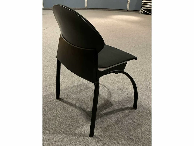 Steelcase strafor stapelbaar wachtkamerstoel (50x) - afbeelding 3 van  5