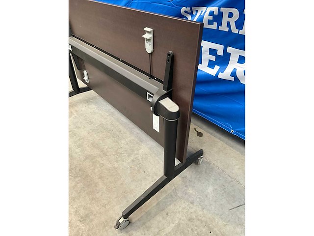 Steelcase verrijdbare klaptafel (3x) - afbeelding 2 van  4