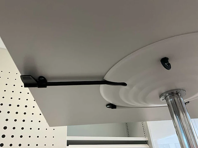 Steelcase verrijdbare vierkante tafel 90x90 (2x) - afbeelding 4 van  5