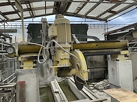 Steenzaagmachine van voorden - afbeelding 1 van  25
