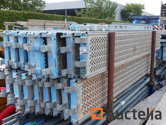 Steiger 100 m² - afbeelding 1 van  7