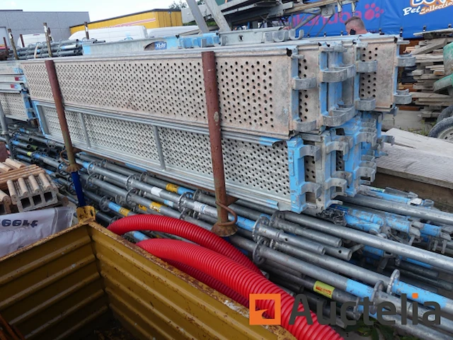 Steiger 100 m² - afbeelding 1 van  7