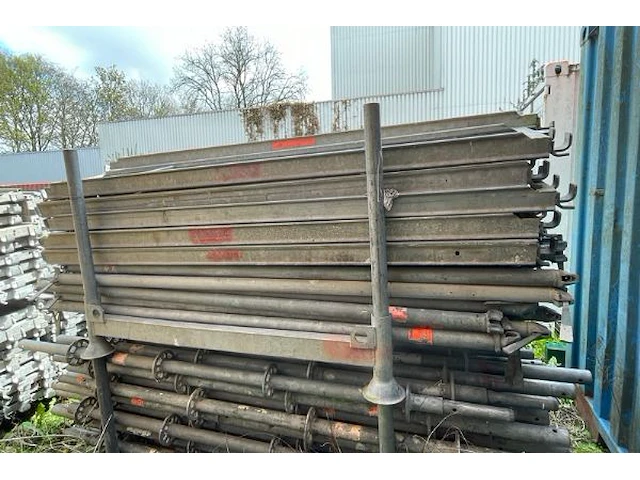 Steiger vloeren + liggers - afbeelding 4 van  4
