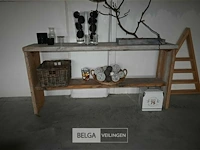 Steigerhouten meubel met decoratie - afbeelding 2 van  5