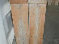 Steigerhouten meubel met decoratie - afbeelding 4 van  5
