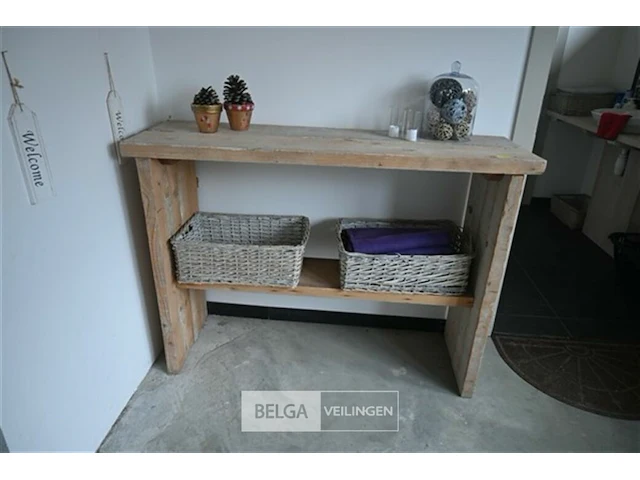 Steigerhouten meubel met decoratie - afbeelding 2 van  5