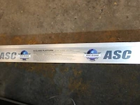 Steigerplatform met luik carbondeck 247 - afbeelding 1 van  6