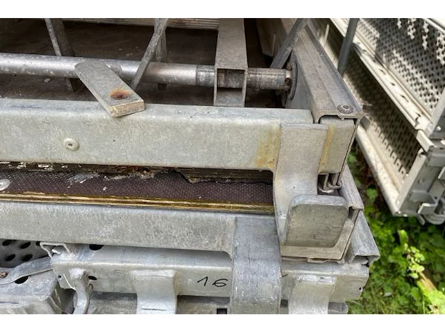 Steigerplatform + vloeren afix - afbeelding 2 van  4