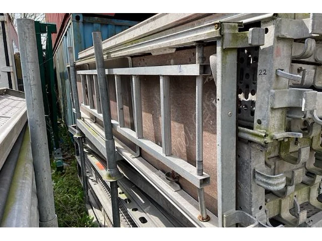 Steigerplatform + vloeren afix - afbeelding 3 van  5