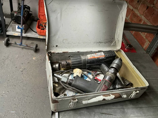 Steinel 3484 elektronische heteluchtpistool - afbeelding 5 van  6