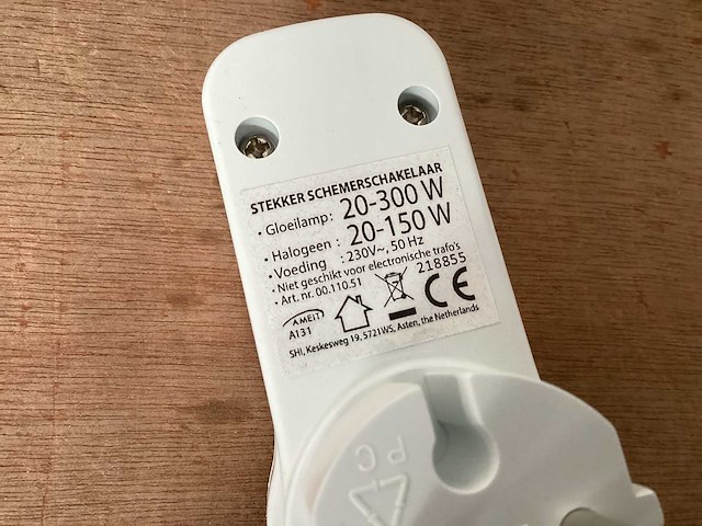 Stekker met schemerschakelaar (98x) - afbeelding 3 van  3