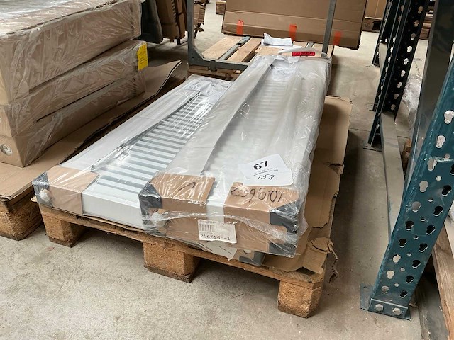 Stelrad diverse radiatoren (2x) - afbeelding 1 van  5