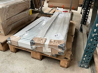 Stelrad diverse radiatoren (2x) - afbeelding 1 van  5