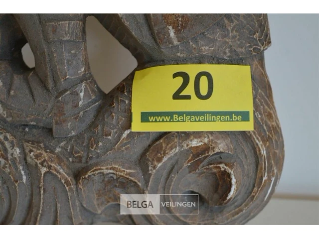 Stenen afbeelding knielende ridder h=45cm - afbeelding 5 van  5