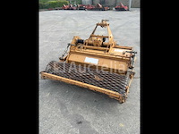 Stenen buryer - afbeelding 6 van  6