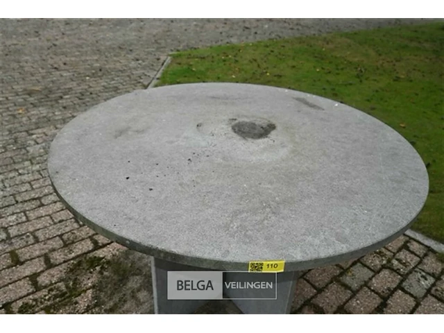 Stenen tafel - afbeelding 3 van  4