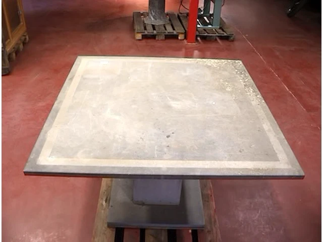 Stenen tafel - afbeelding 2 van  5