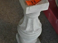 Stenenzuil h 38cm - afbeelding 1 van  2