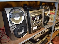 Stereo philips m75 met 2 speakers en afstandsbediening - afbeelding 4 van  4