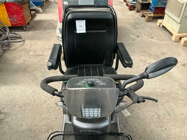 Sterling s425 scootmobiel - afbeelding 9 van  13