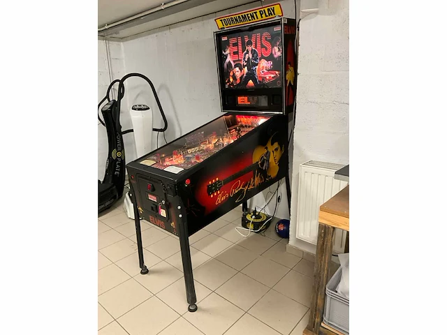 Stern pinball elvis flipperkast - afbeelding 1 van  10