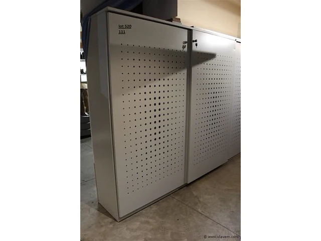 Stevige metalen bureau kast - afbeelding 1 van  3
