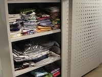 Stevige metalen bureau kast - afbeelding 2 van  3