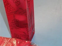 Stevige plastiek geschenkzak voor wijnfles - afbeelding 2 van  2